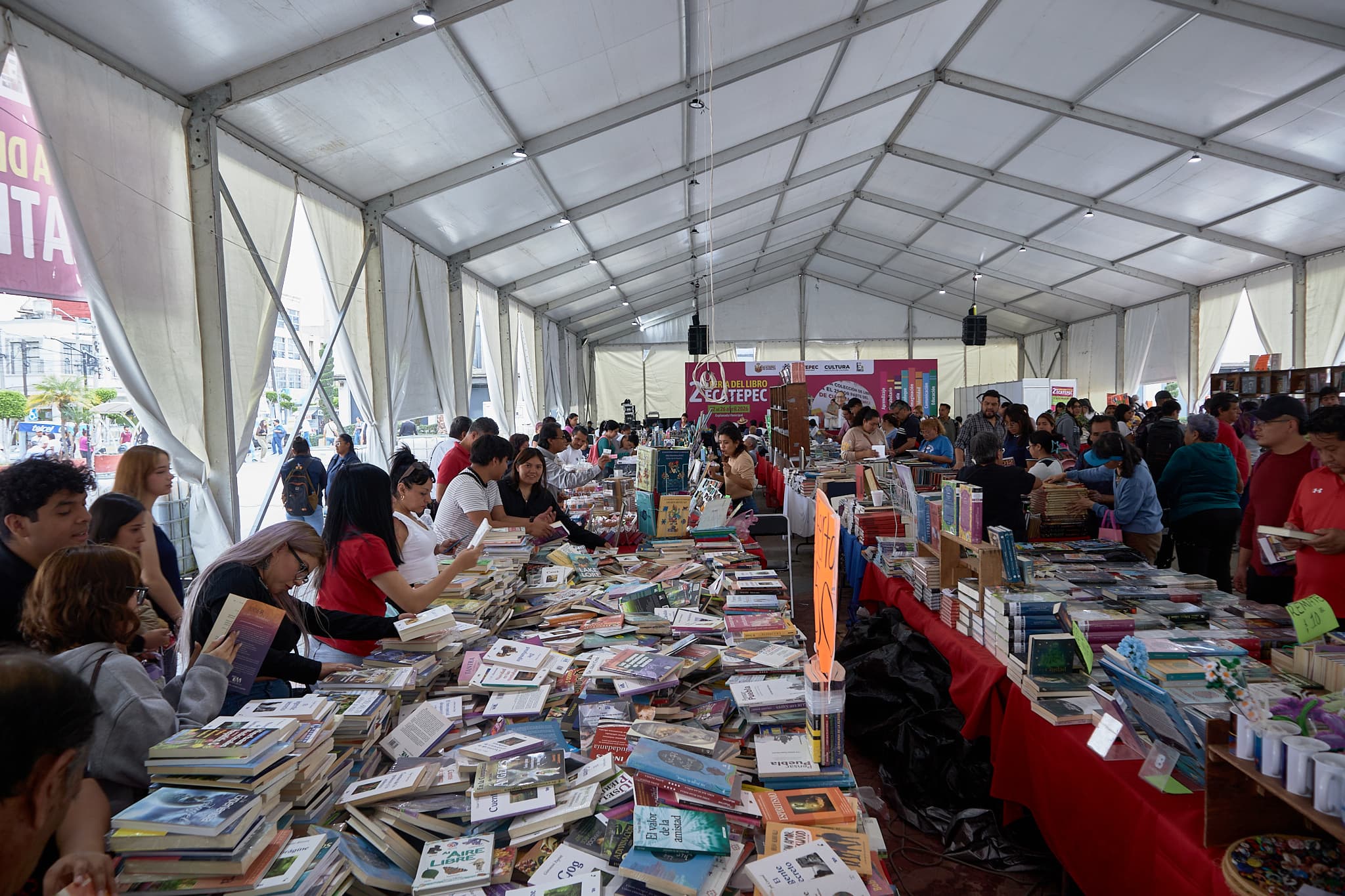 Feria del Libro Ecatepec 2026 — Día 3, foto 12